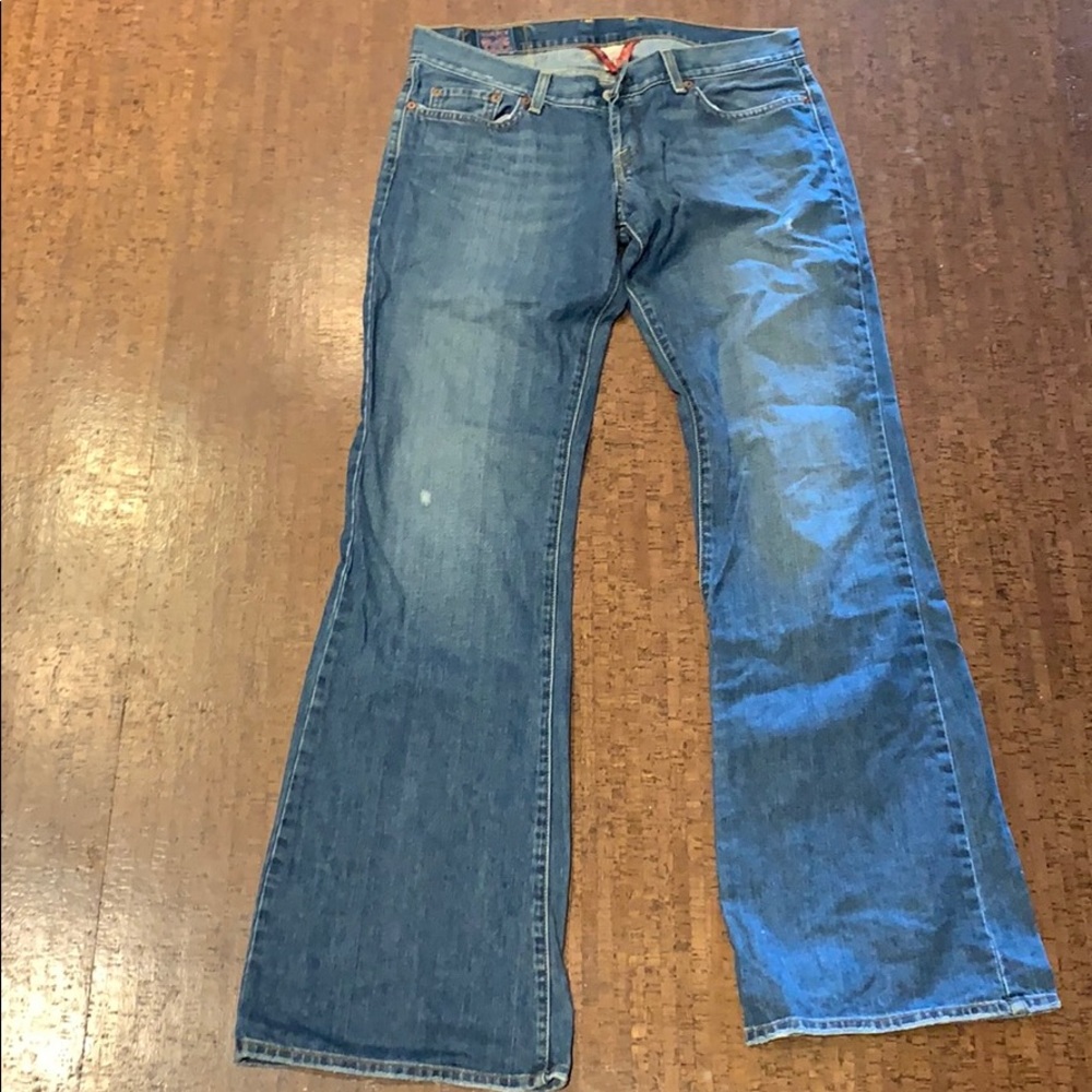 Lucky jeans